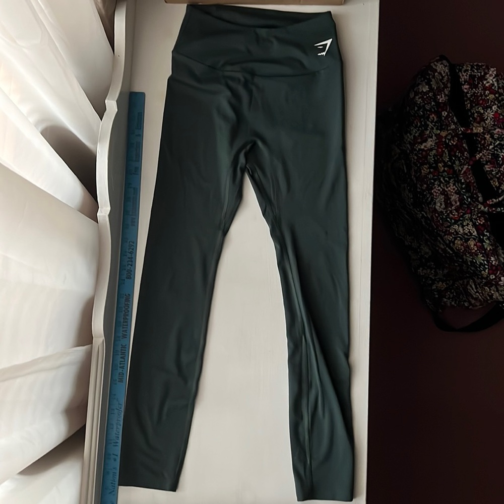 Hunter Green Gymshark 7/8 leggings